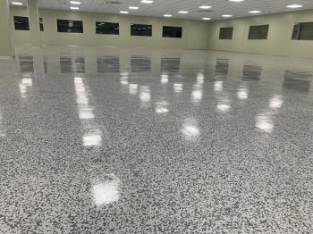 cach-thi-cong-san-vinyl-chong-tinh-dien