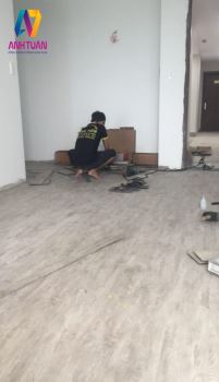 qua-trinh-thi-cong-san-nhua