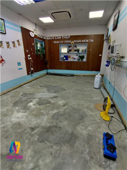 san-vinyl-khang-khuan-phong-kham-phu-khoa