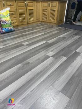 thi-cong-san-lohe-cong-nghe-moi-ma-lh318